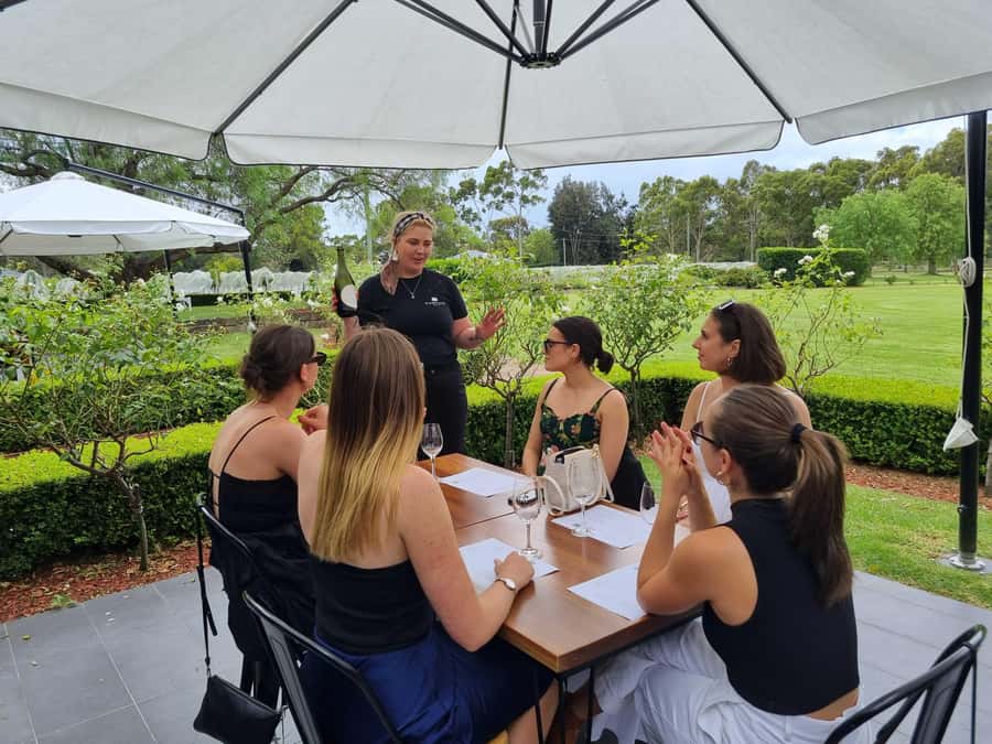 From Sydney: Hunter Valley Wine, Gin & Food Tastings Tour - Lunch with wine, beer or cider