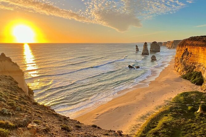 Full-Day Great Ocean Road and 12 Apostles Sunset Tour from Melbourne - Port Campbell and the changing coastal views
