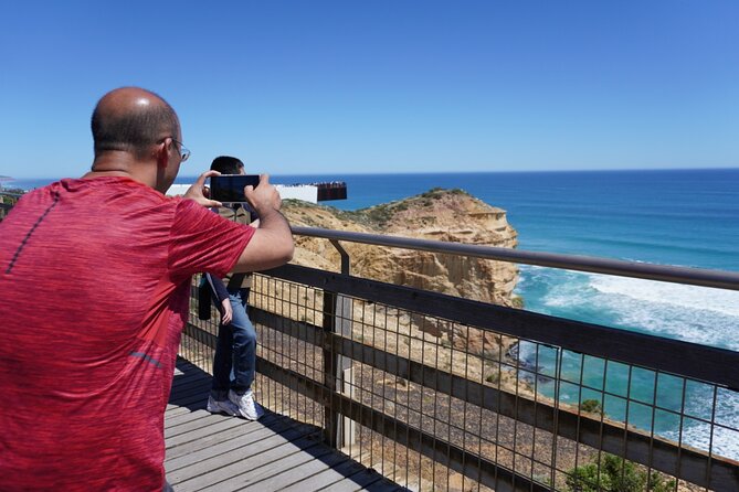 Full-Day Great Ocean Road and 12 Apostles Tour - Melba Gully and the rainforest walk