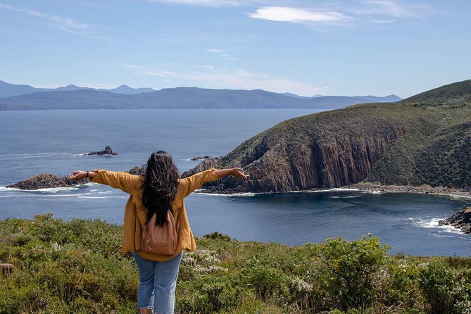 Full-Day Guided Bruny Island Tour from Hobart - Early pickup and the ferry crossing