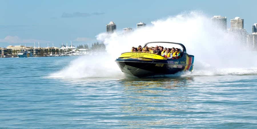 Gold Coast: 1-Hour Extreme Jet Boat Ride - Seeing Sovereign Island from the water