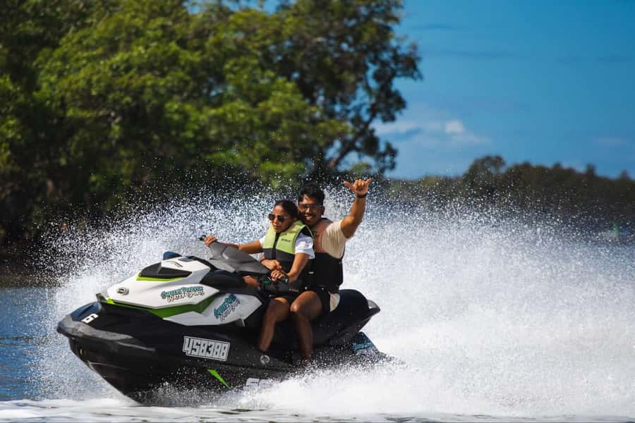 Gold Coast: 1-Hour Jet Ski Ride -No slow zones + Free Photos - How the guides shape the ride