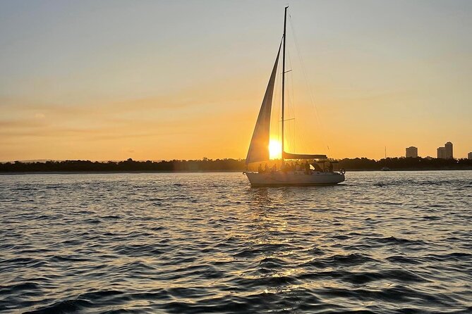 Gold Coast 2 hour Sunset Sailing Cruise with Drinks&Tasting Plate - Key points to know before booking