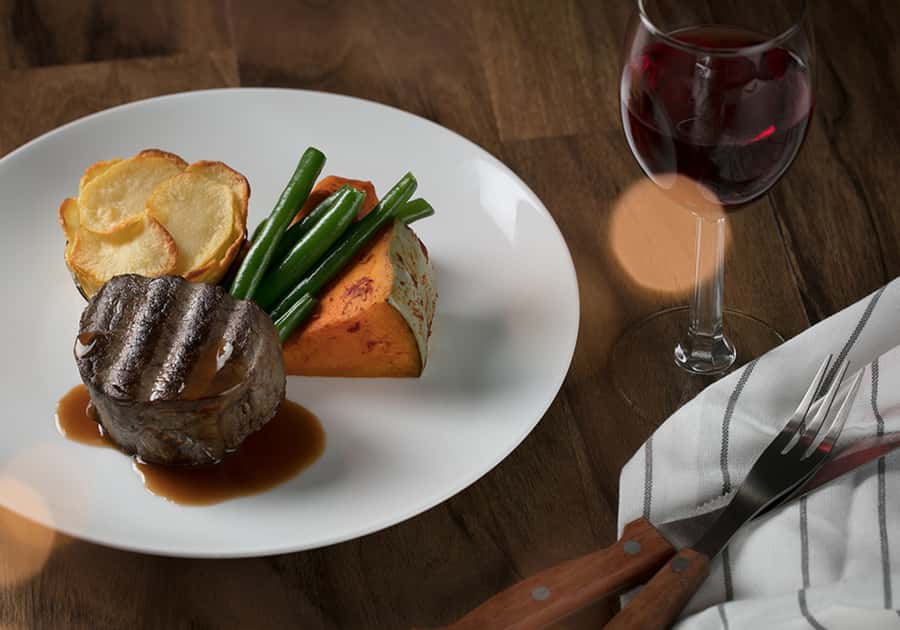 Gold Coast: Australian Outback Spectacular Dinner & Show - A good choice for families, with a few cautions