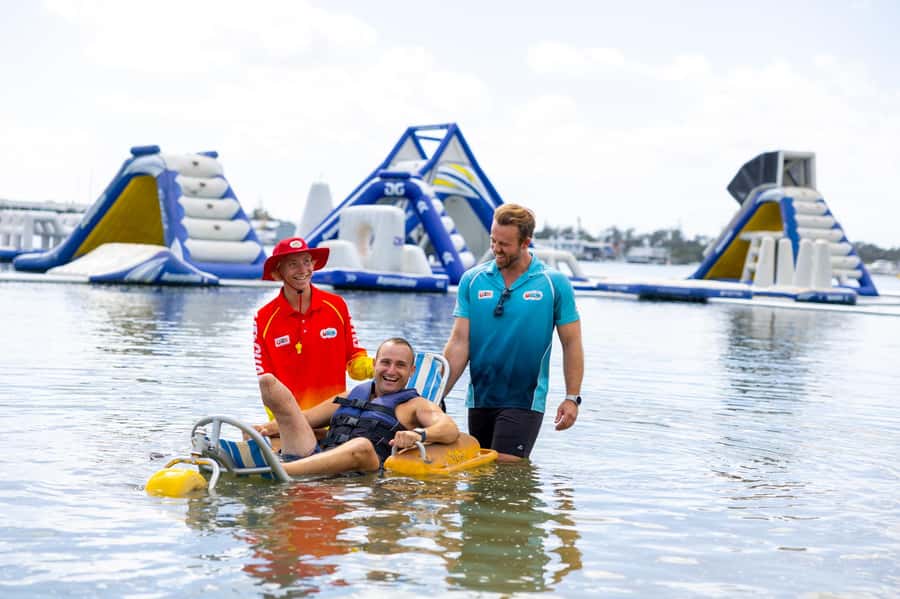 Gold Coast: GC Aqua Park Session in Broadwater Parklands - Lifeguards and the family experience