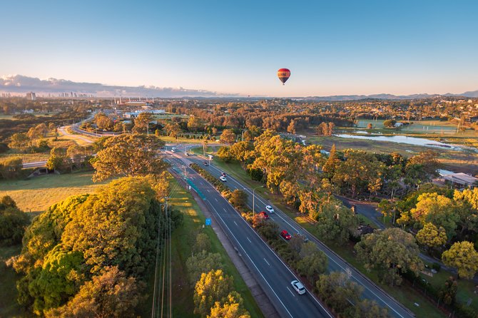 Gold Coast Hot Air Balloon Flight 1 Hour - BEST PRICE! - A short flight with a changing route
