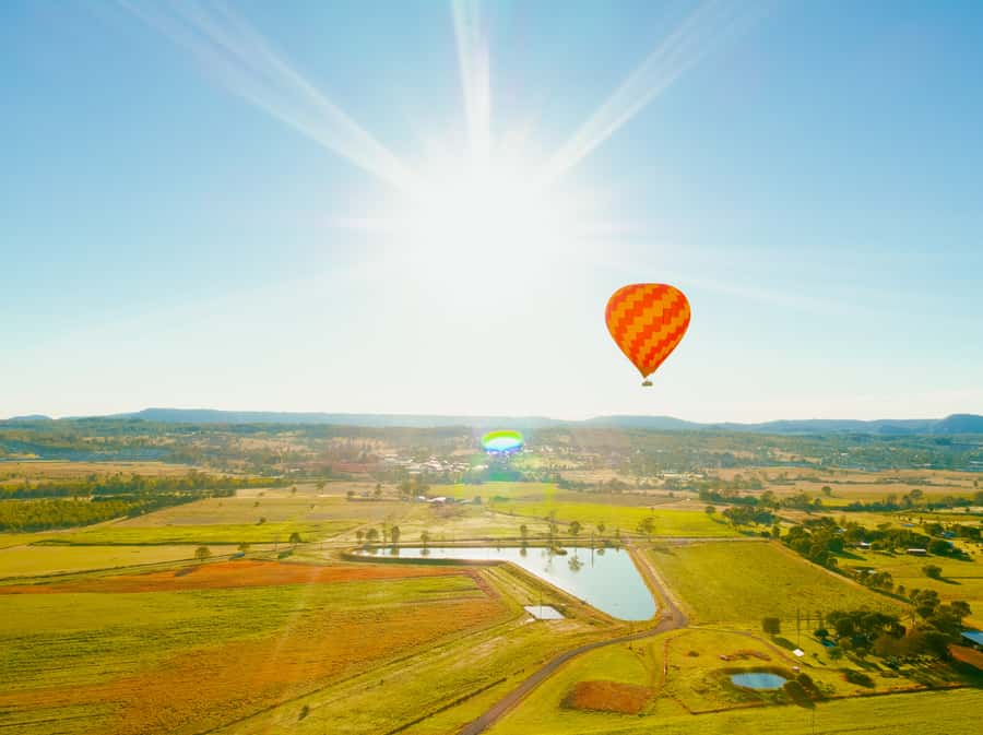 Gold Coast: Hot Air Balloon Flight and Vineyard Breakfast - Rising above the Gold Coast Hinterland