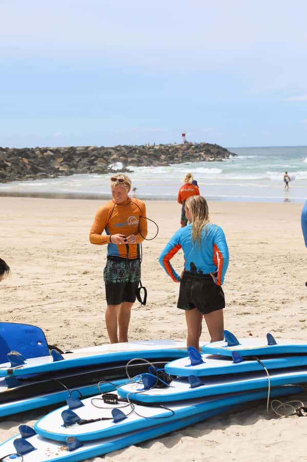 Gold Coast's Favourite Learn to Surf Lesson (Ages 13+) - Equipment, changing, and after-surf practicalities