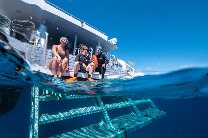 Great Barrier Reef Full Day Tour from Cairns - The crew is the strongest part of the package