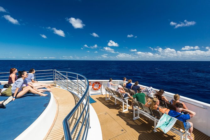 Great Barrier Reef Snorkeling and Diving Cruise from Cairns - Leaving Cairns aboard Evolution
