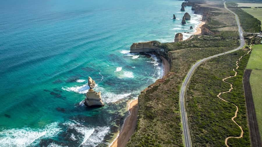 Great Ocean Road Tour PRIVATE LUXURY-FREE entry,hotel pickup - The Twelve Apostles deliver the main event