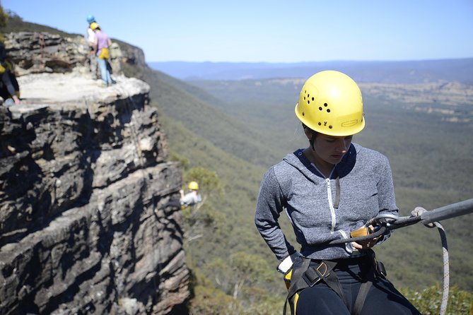 Half-Day Abseiling Adventure in Blue Mountains National Park - Who should book this experience?