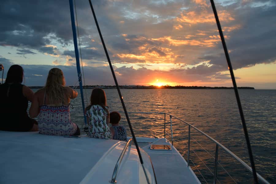 Hervey Bay Champagne Sunset Sail - Should you book the Hervey Bay Champagne Sunset Sail?