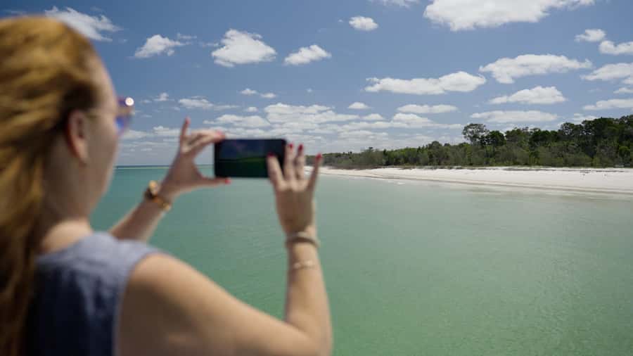 Hervey Bay: K'Gari(Fraser Is) Adventure & Sightseeing Cruise - Key points at a glance