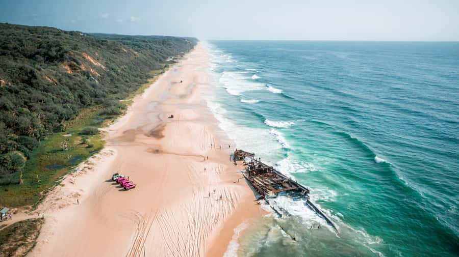 Hervey Bay to K'gari/Fraser Island 2-Day Tour (Beach House) - Learning to handle the pink 4WDs