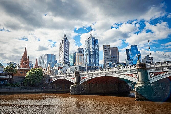 Highlights of Melbourne Cruise - Leaving Southbank for the city skyline