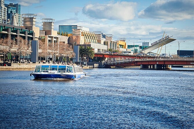 Highlights of Melbourne Cruise - Upriver toward the MCG and Royal Botanic Gardens