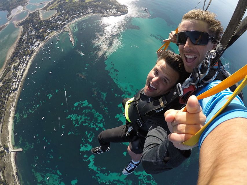 Hillary's Harbour: Rottnest Island Skydive and Ferry Package - The human side of the experience