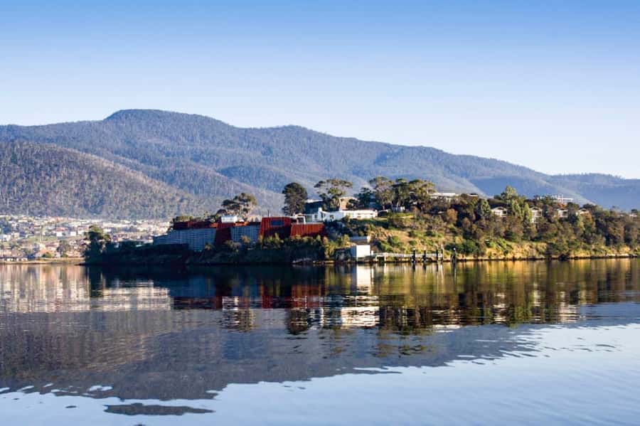 Hobart City Sightseeing Tour including MONA Ticket - Hobart’s old center and waterfront