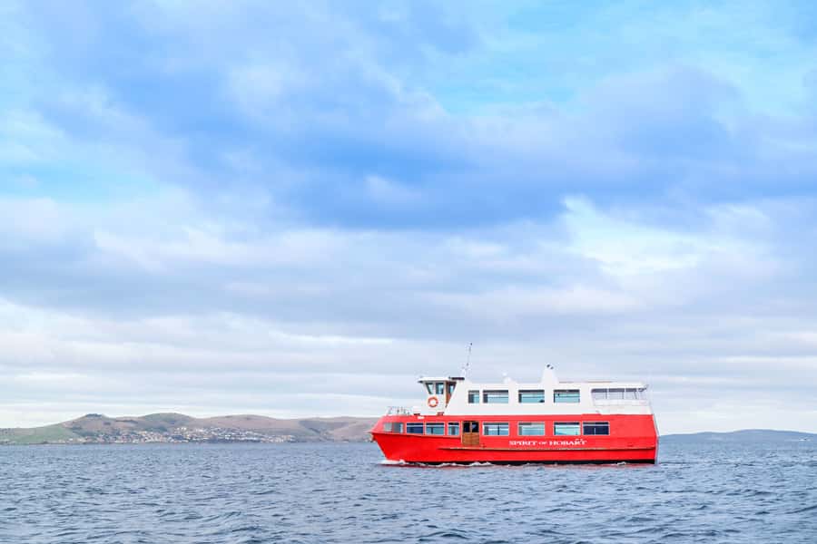 Hobart: Historic Lunch Cruise - Going beneath the Tasman Bridge