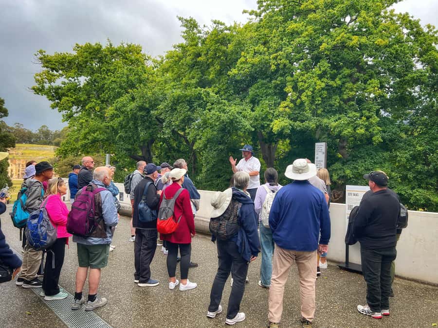 Hobart: Port Arthur, Harbor Cruise and Isle of the Dead Tour - Who should book this Port Arthur tour?