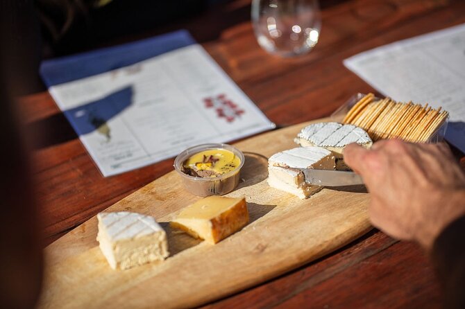 Hop on Hop off Wine tasting tour to Tamborine Mountain - Price, group size, and overall value