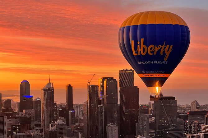 Hot Air Balloon Flights over Melbourne City (optional breakfast) - Preparing the balloon before takeoff