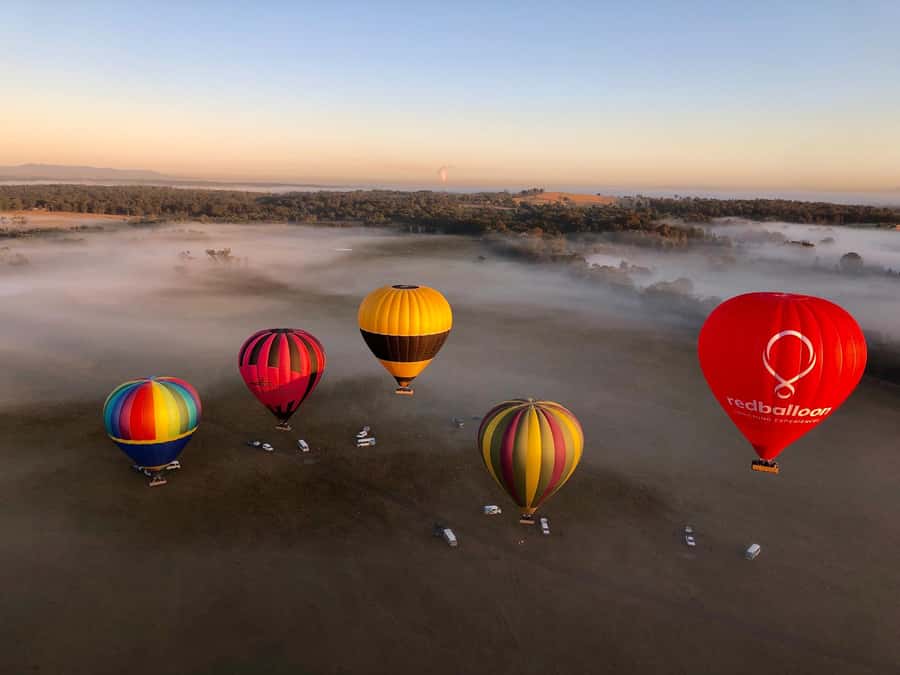 Hunter Valley: Sunrise Balloon Ride with Bubbly Breakfast - Before takeoff, help bring the balloon to life