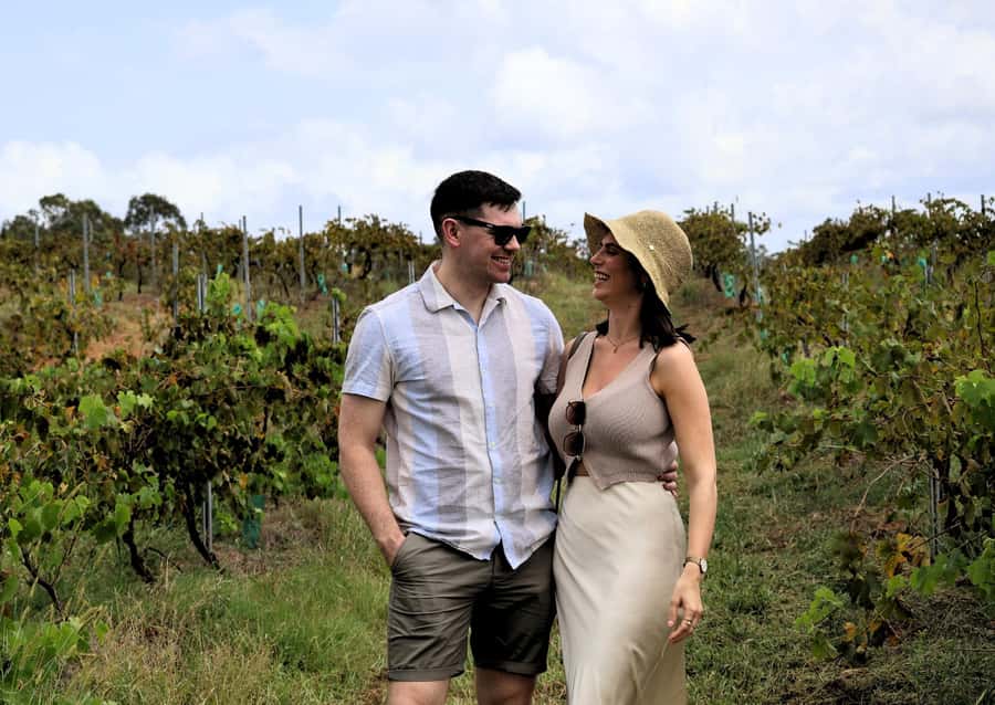 Hunter Valley: Wine, Chocolate and Lunch All Inclusive Tour - 4 Pines at the Farm combines tasting and lunch