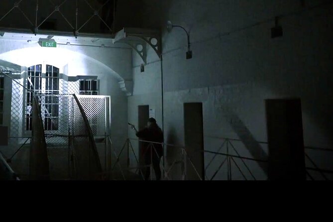 J Ward Lunatic Asylum Ghost Tour - Practical details for a comfortable evening