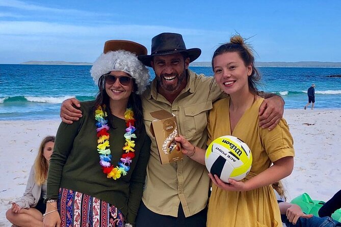Jervis Bay Tour with Dolphins, Kangaroos & World's Whitest Beach - Huskisson: one useful hour by the water