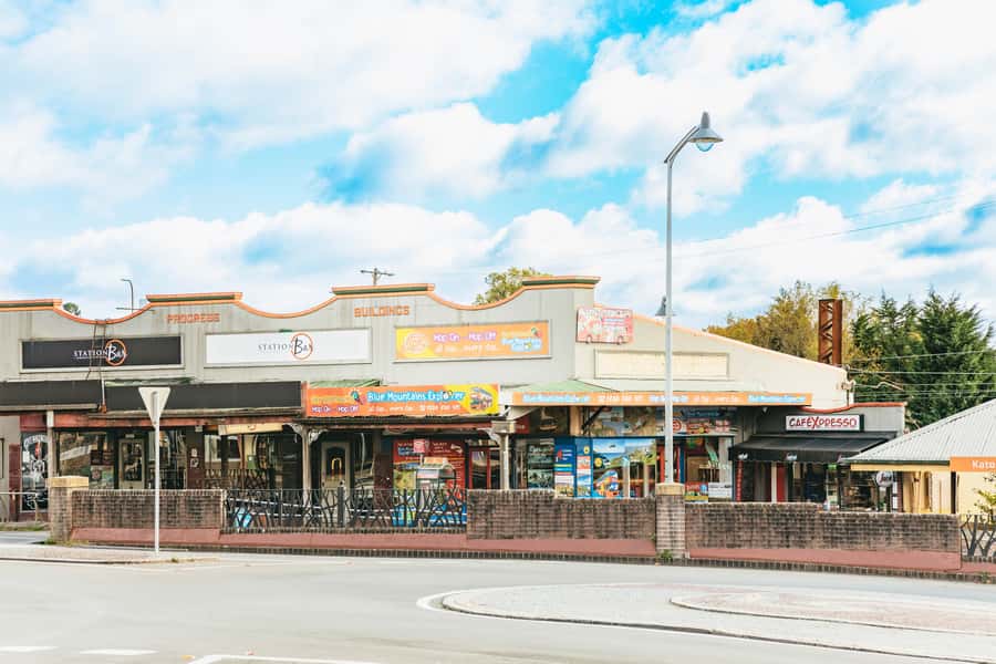 Katoomba: Lyrebird Hop-On Hop-Off and Scenic World Pass - Scenic World’s four attractions, each with a different view
