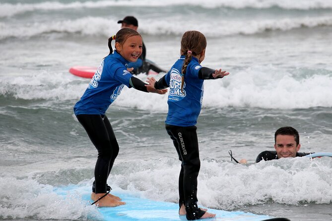 Learn to Surf at Middleton Beach - A small class can mean more useful help