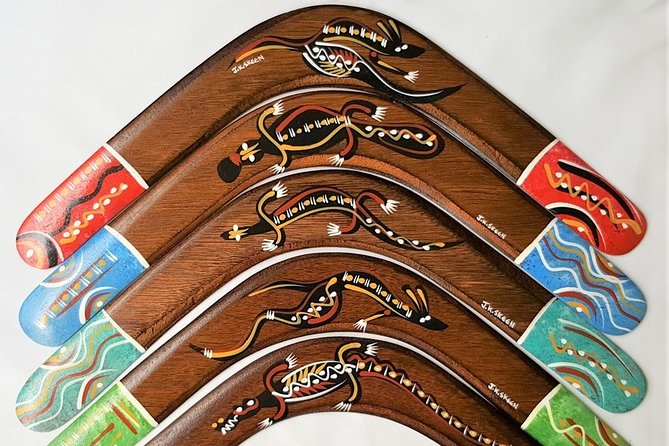 Learn to throw a real Aborignal returning boomerang in Brisbane, Australia - Learning how a returning boomerang flies