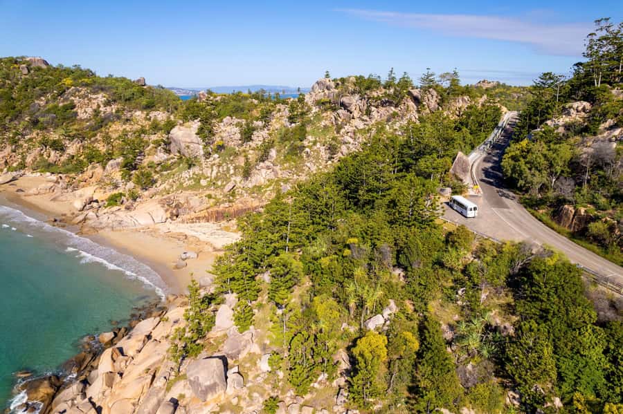 Magnetic Island: Guided Bus Tour with Morning Tea - Aquasearch explains the sea around Magnetic Island