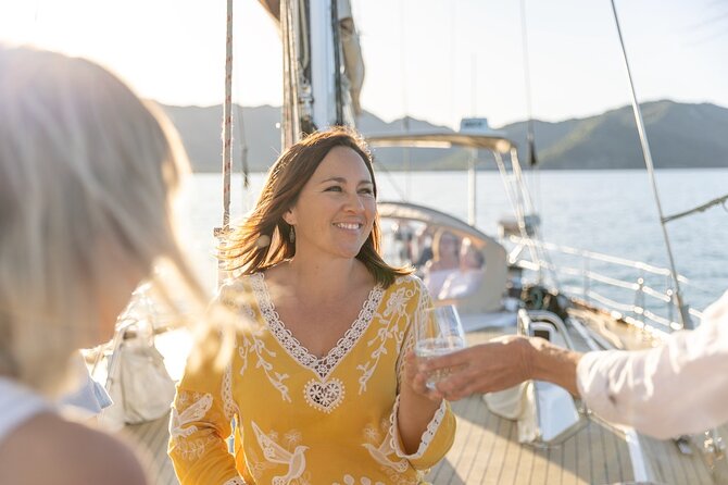 Magnetic Island Sip and Sail Sunset Cruise - Sailing Cleveland Bay as the light changes