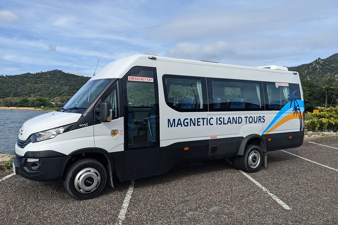 Magnetic Island Tour: Maggie Comprehensive - The long climb to Horseshoe Bay