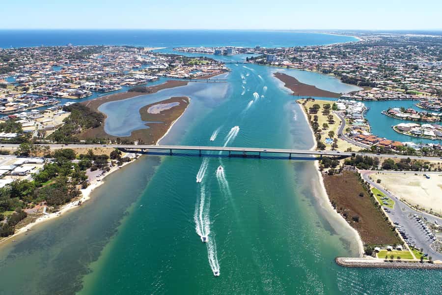 Mandurah: Dolphin and Views Cruise - A Good Short Cruise for Children