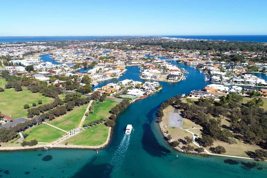 Mandurah: Dolphin and Views Cruise - Canals, Mansions, and Mandurah’s Waterfront Life
