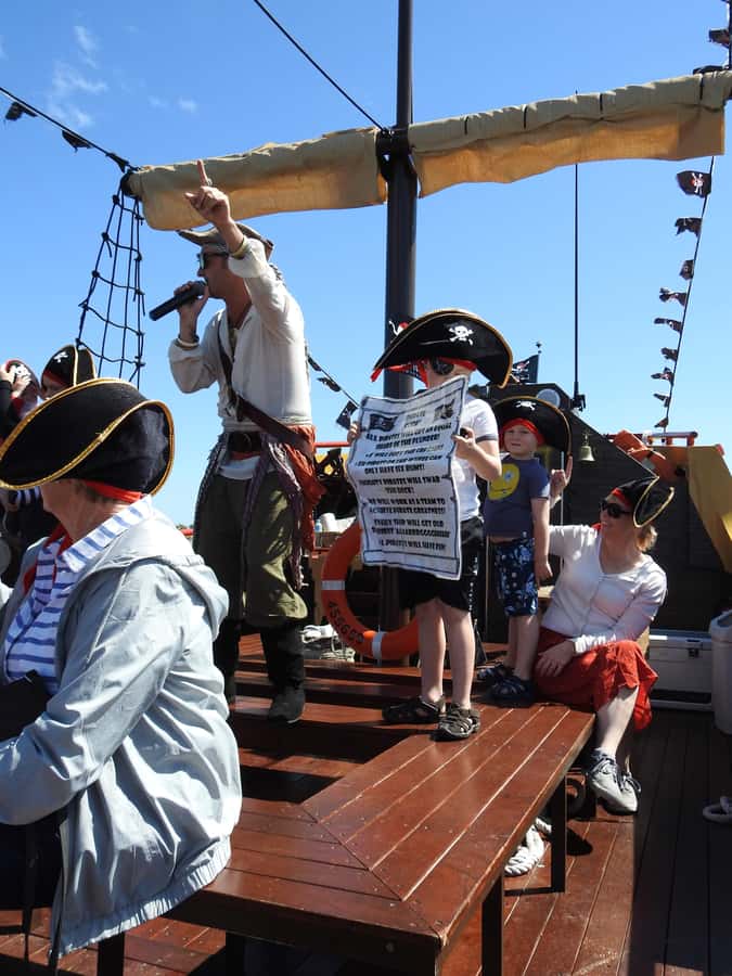 Mandurah Pirate Cruise - Who should book the Mandurah Pirate Cruise?