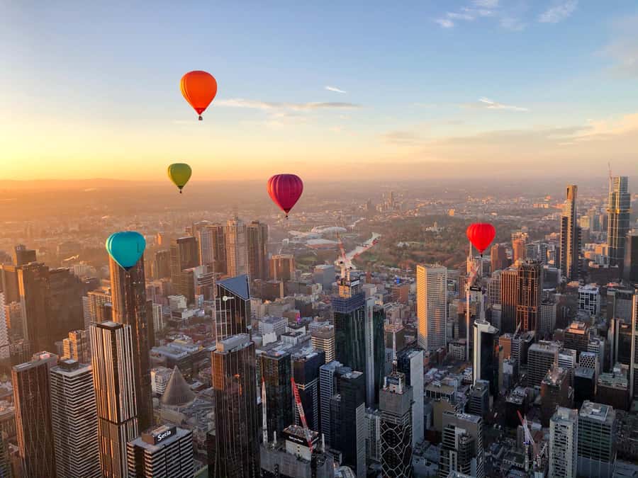 Melbourne: 1-Hour Hot Air Balloon Flight at Sunrise - The breakfast finish at Pullman Melbourne on the Park