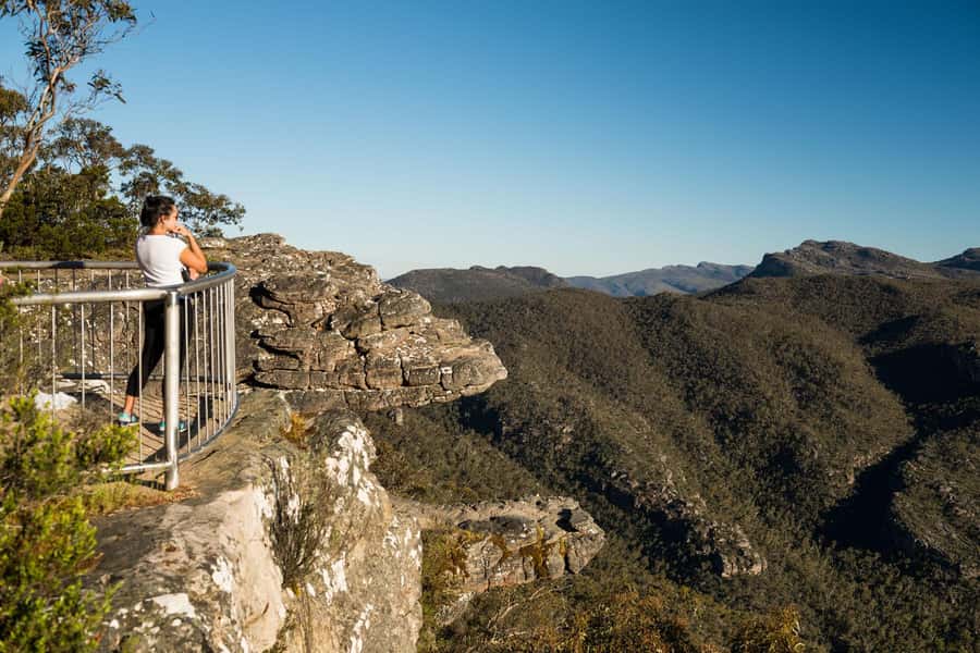 Melbourne: 2-Day Great Ocean Road & Grampians Tour - Why this two-day route works