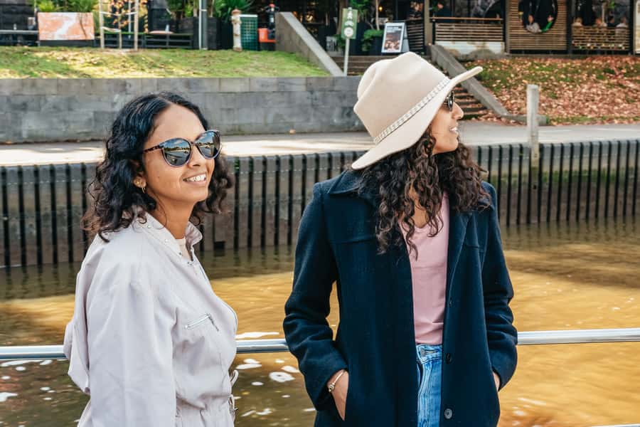 Melbourne: 2-Hour City Highlights River Cruise - The Yarra gives you Melbourne in one long view