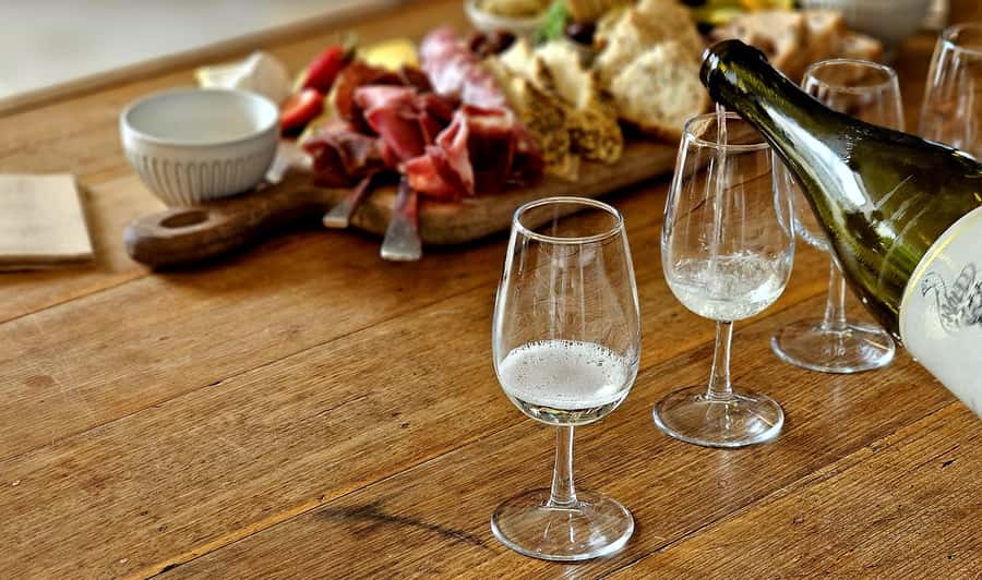 Melbourne: Boutique Phillip Island Wine, Dine & Penguin Tour - Coffee, San Remo, and the road south