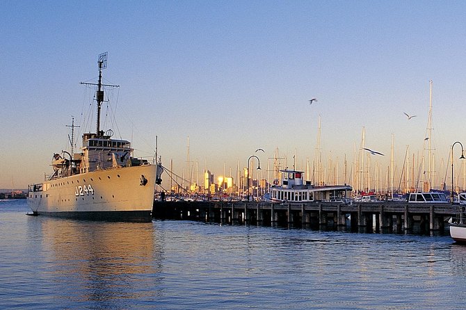 Melbourne: City and Williamstown Ferry Cruise - Melbourne from the river, not the pavement