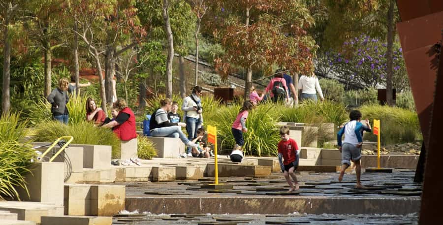 Melbourne City Surrounding Sightseeing Tour - Queen Victoria Market: make the most of a short visit