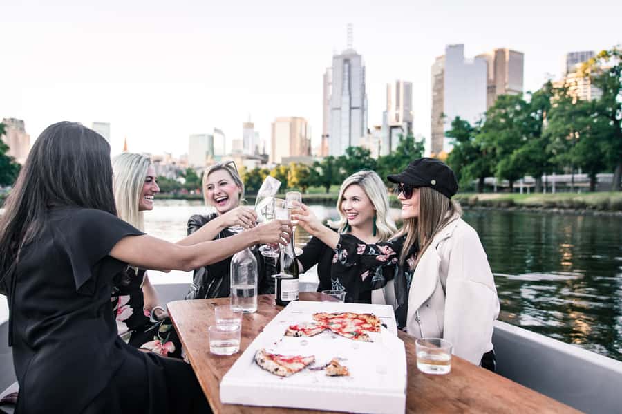 Melbourne: Electric Picnic Boat Rental on the Yarra River - Why the Yarra looks different from a self-drive boat