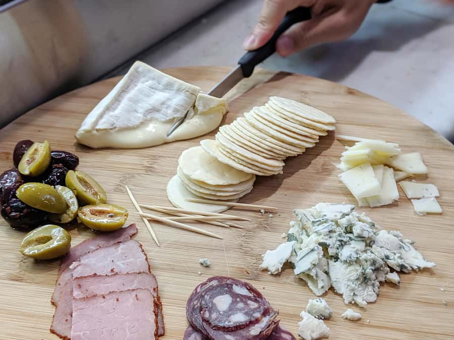 Melbourne Flavors: Queen Victoria Market Food Tour - Meeting vendors instead of just passing stalls