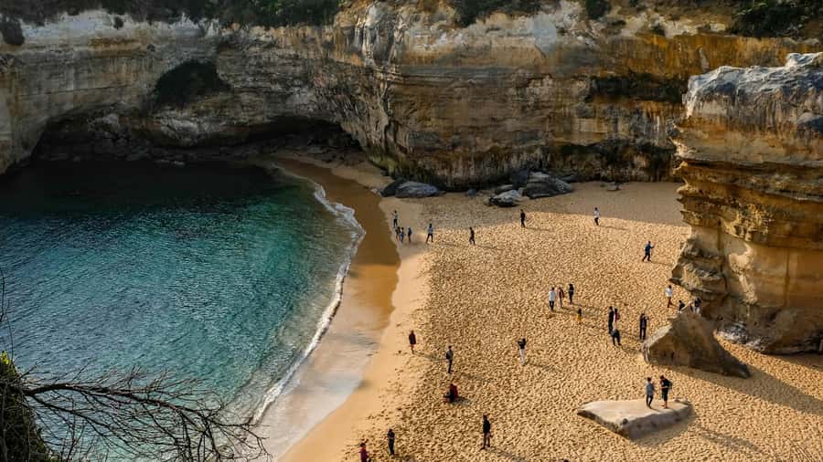 Melbourne: Great Ocean Road Extended–Top Stops&London Bridge - Lorne and Cumberland River bring variety