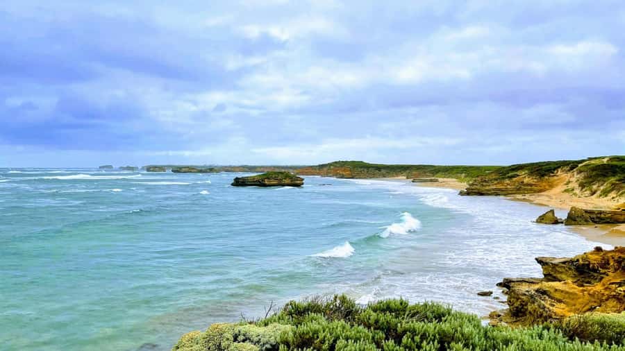 Melbourne: Great Ocean Road to 12 Apostles via the Coastline - Loch Ard Gorge adds drama and history